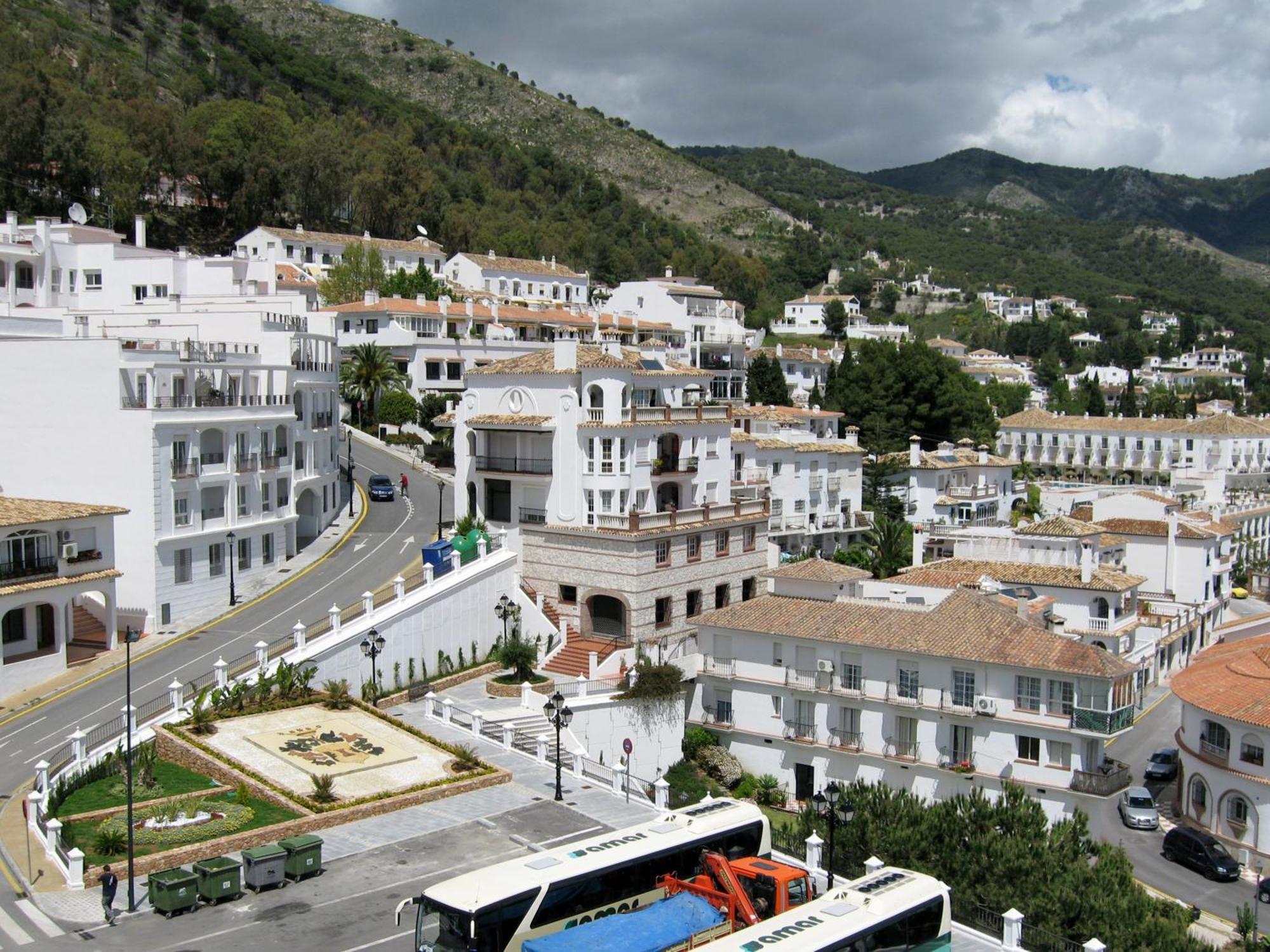 Club Delta Apartments By Ghr Rentals Mijas Exteriör bild
